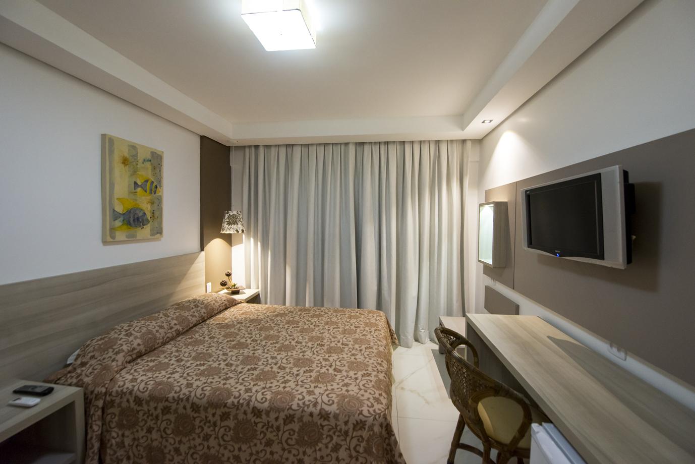 Visual Hotel